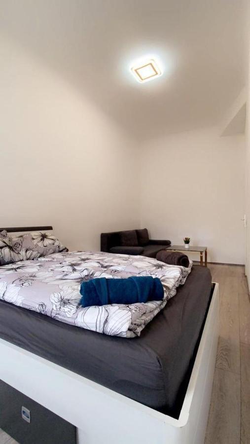 Premier Quad Room Wh Wenen Buitenkant foto
